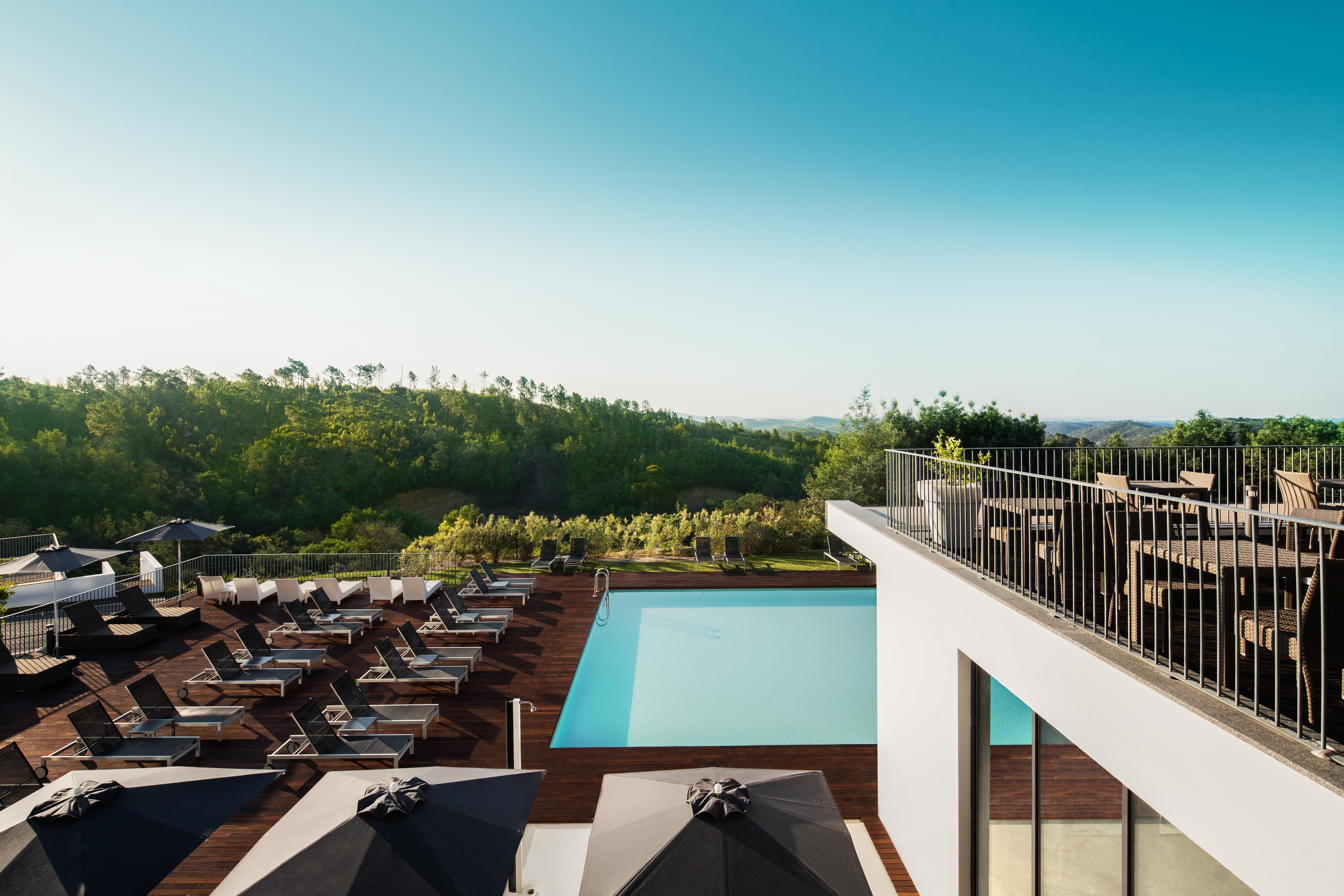 Monchique Resort & Spa エクステリア 写真 The rooftop pool at the hotel
