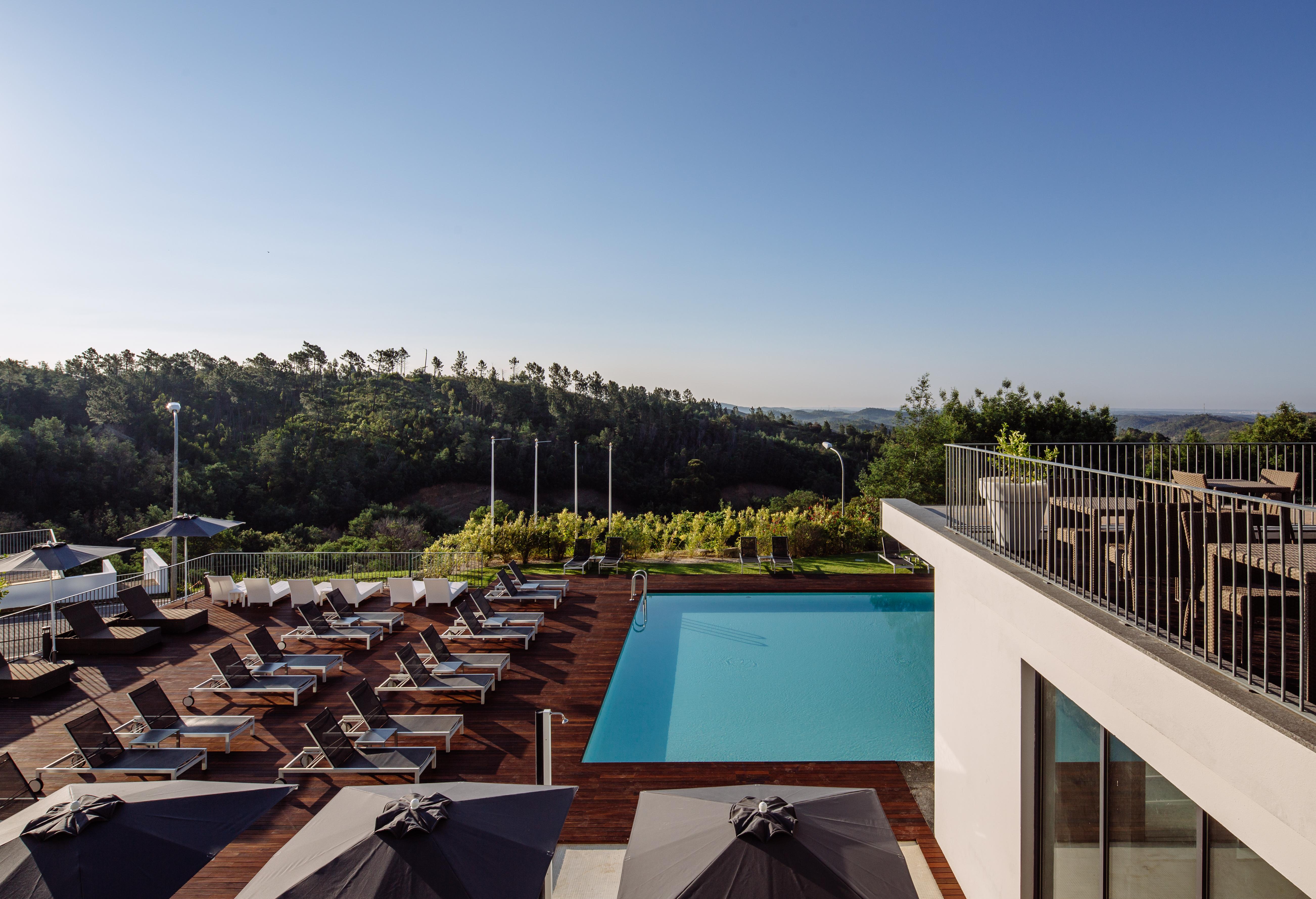Monchique Resort & Spa エクステリア 写真 The swimming pool at the hotel