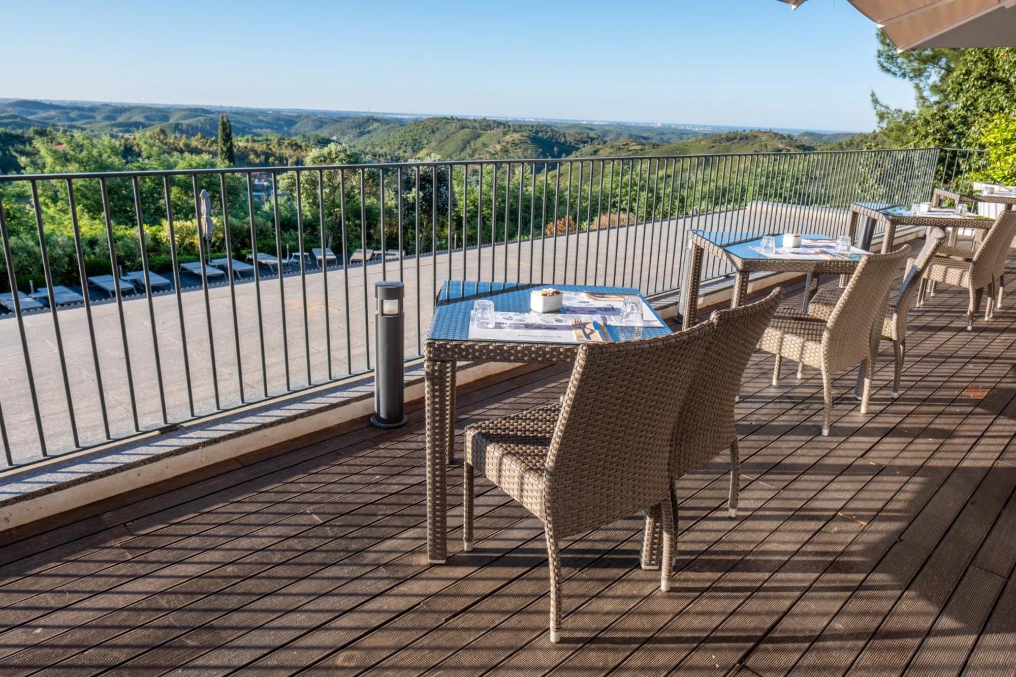 Monchique Resort & Spa エクステリア 写真 The rooftop terrace