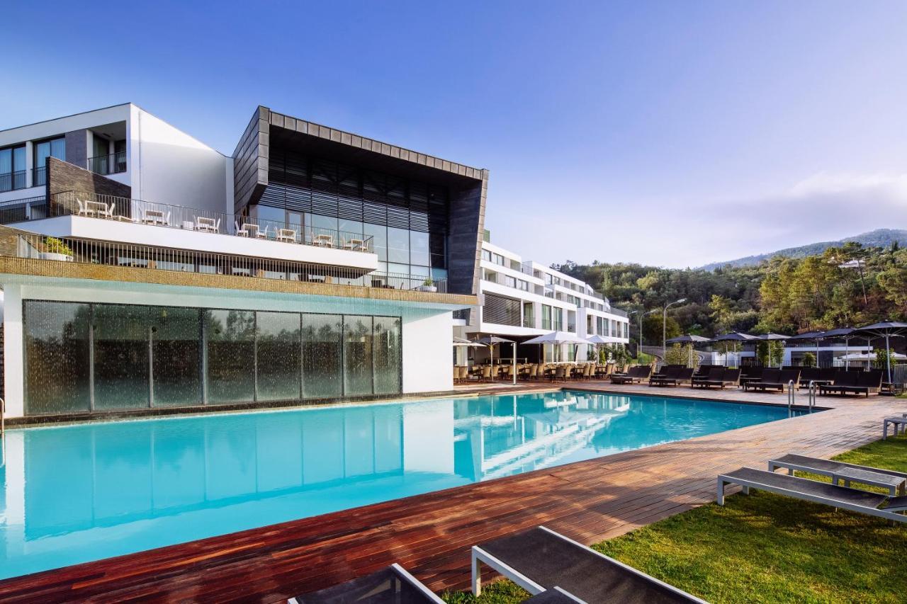 Monchique Resort & Spa エクステリア 写真 The hotel's swimming pool